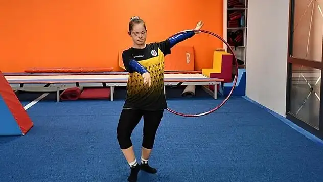 Dünya şampiyonu cimnastikçi Selin Naz'ın yeni hedefi Avrupa şampiyonluğu