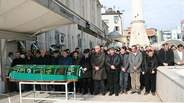 Celal Alver sevenlerini üzdü