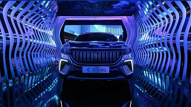 SEDANI TAHTINDAN EDEN OTOMOBİL