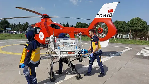 Samsun'da ambulans helikopter yeni doğmuş bebek için havalandı