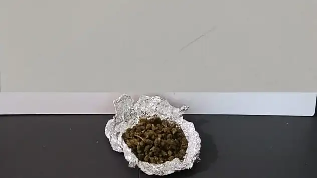 Uyuşturucu satıcılarına suçüstü