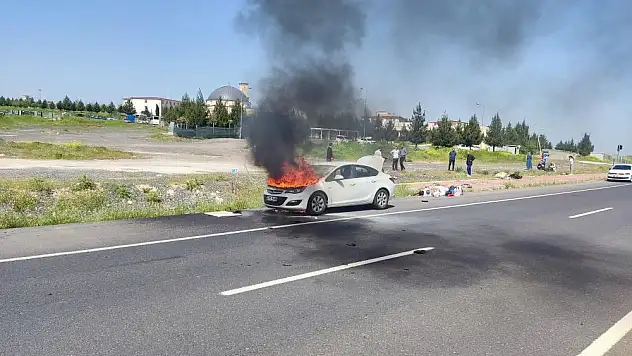 Alev aldı ! pet şişelerle müdahale ettiler