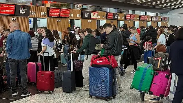 Yılın ilk çeyreğinde 27,1 milyon yolcu uçtu