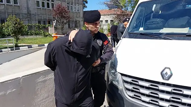 100 sikke ile yakalanan 2 şahıs tutuklandı