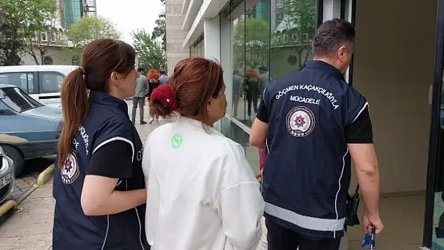İnsan ticaretinden tutuklandı