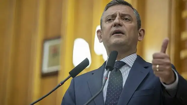 'Ben kimseyle görüşmem' dersen seçimden seçime seçmenin verdiği oya sevinir ya da üzülürsün'