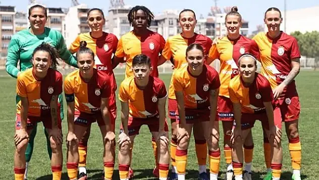 Galatasaray Petrol Ofisi, son haftaya lider girdi
