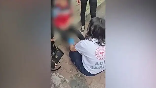 Sahipsiz köpeklerin saldırdığı çocuk yaralandı