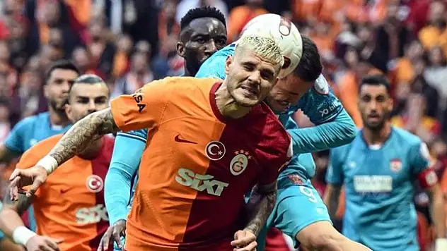 Galatasaray rekorları kıra kıra şampiyonluğa gidiyor