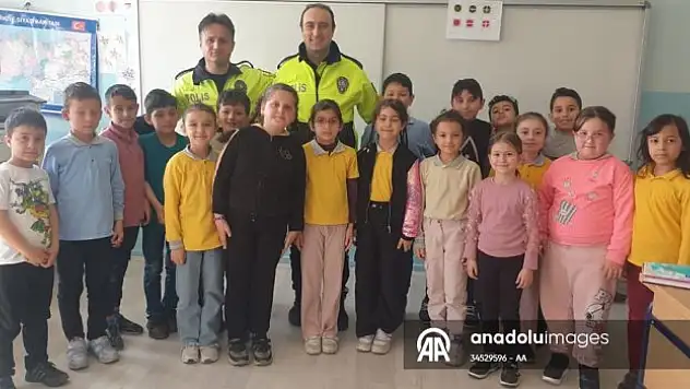 Ladik'te trafik eğitimi