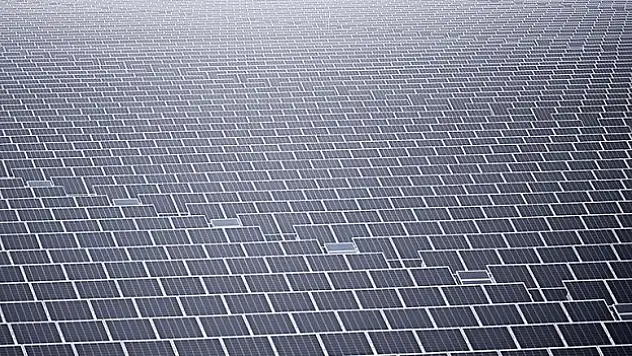 Güneş enerjisi kurulu gücünde rekor artış