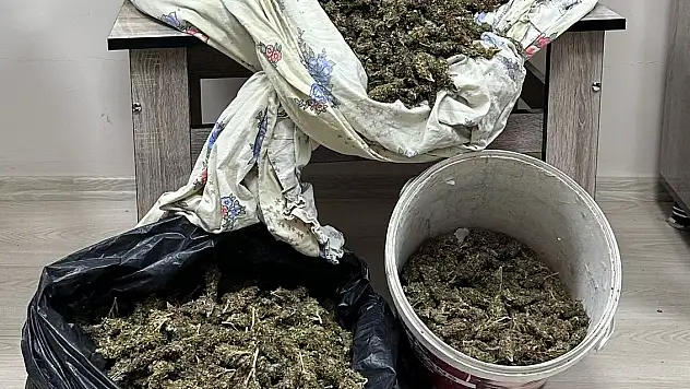 Uyuşturucu operasyonu: 3 gözaltı