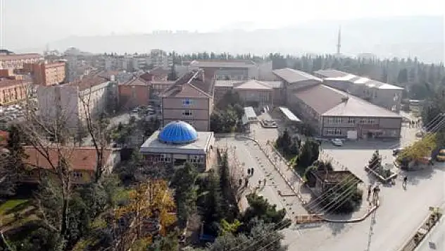 Mahalle sakinleri hastaneyi geri istiyor