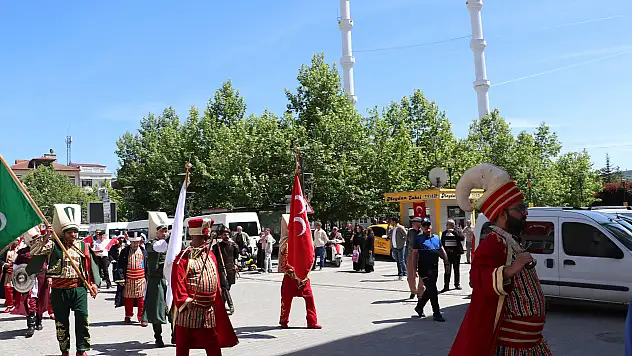 Havza'da festival mehterli festival yürüyüşü ile başladı