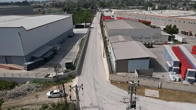 Akdeniz'de asfalt mesaisi