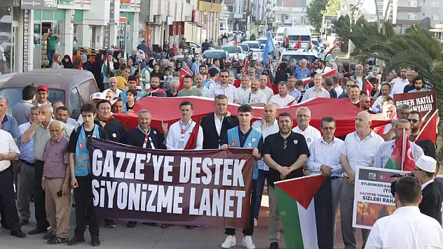 İsrail'e lanet, Filistin'e destek