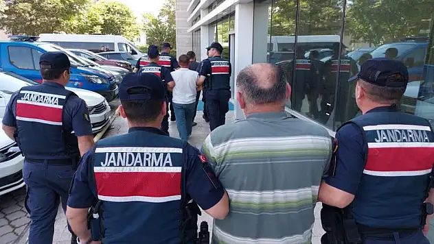 Hayvan hırsızlığı şüphelisi 3 kişi serbest