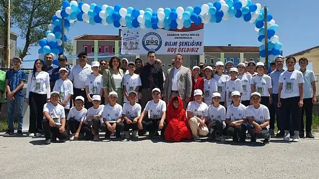 Asarcık'ta TÜBİTAK 4006 Bilim Fuarı