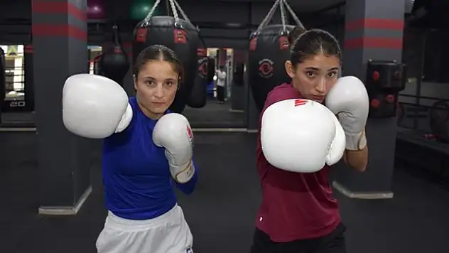 Şırnak'ın 2 milli kadın boksörü dünya şampiyonluğu için çalışıyor