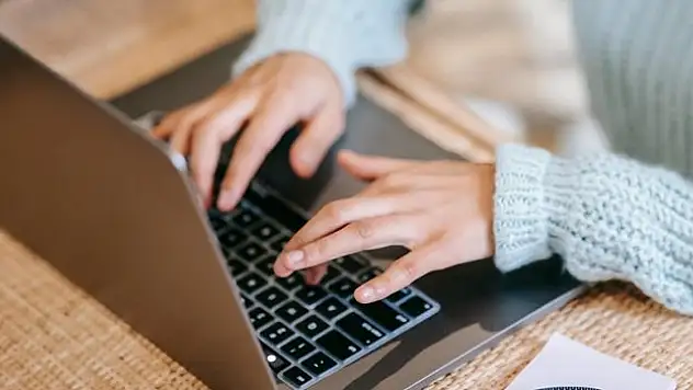 Emniyet, tatil planı yapanları dolandırıcılara karşı uyardı