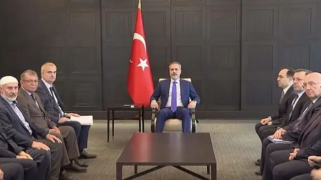 Bakan Fidan, Moskova'da Ahıska Türklerinin temsilcilerini kabul etti