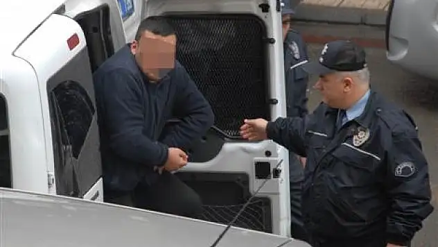 Bıçakla Yaralama İddiasına Gözaltı