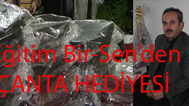 Eğitim-Bir-Sen'den Öğretmenlere çanta hediyesi