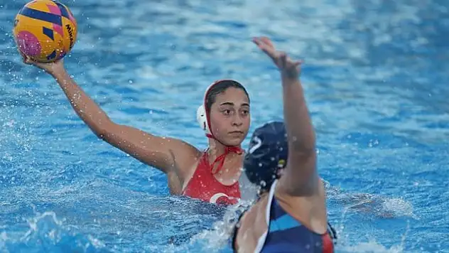 Sutopu 16 Yaş Altı Kadın Milli Takımı ilk 8'i hedefliyor