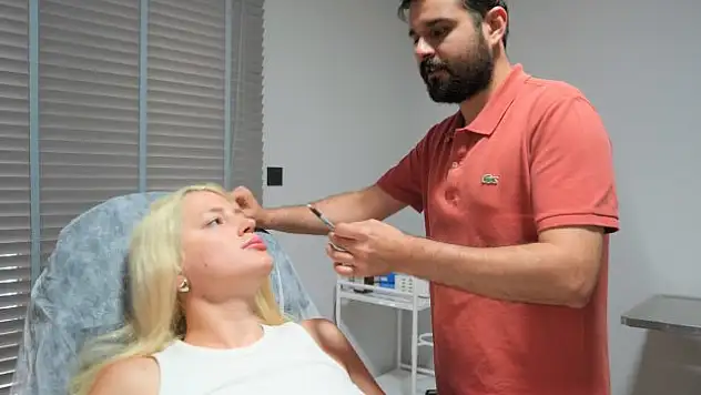 Yaz trendleri: 'Cilt parlaklığı