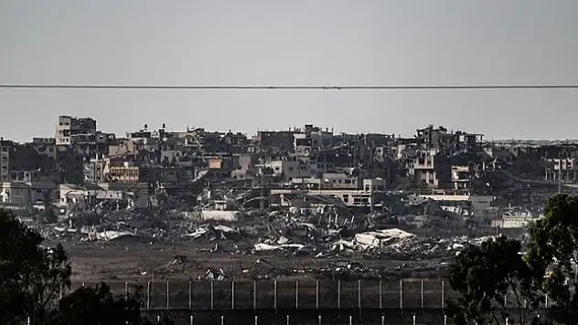 Gazze'de can kaybı 37 bin 877'ye çıktı