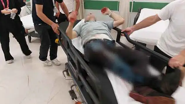 DÜĞÜNDE KENDİNİ VURDU