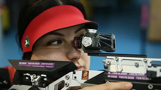 Para atıcı Çağla Baş, altın madalya kazandı