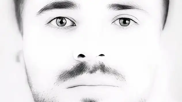 Üzerine kütük düşen işçi hayatını kaybetti