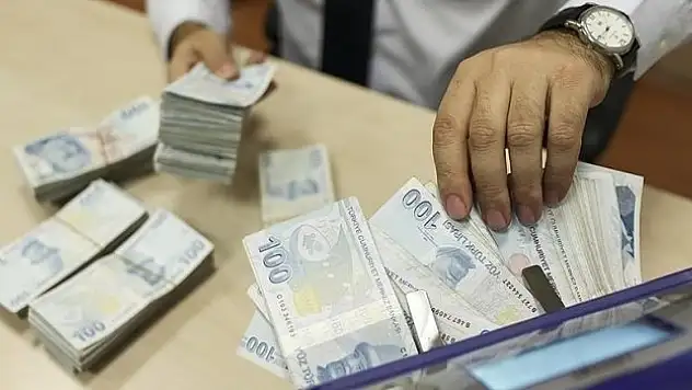 Yılın ilk yarısı 1 trilyon liranın üzerinde kapandı