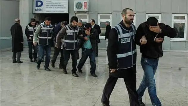 Yankesici çetesi çökertildi