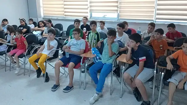 Yaz Kur'an kursuna 180 kişi katılıyor