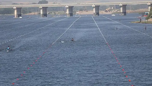 Meriç Nehri'ndeki Gençler ilk günü tamamladı