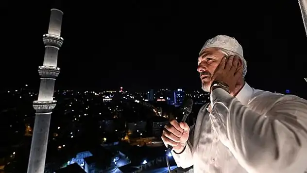 90 bin camide sela okunacak