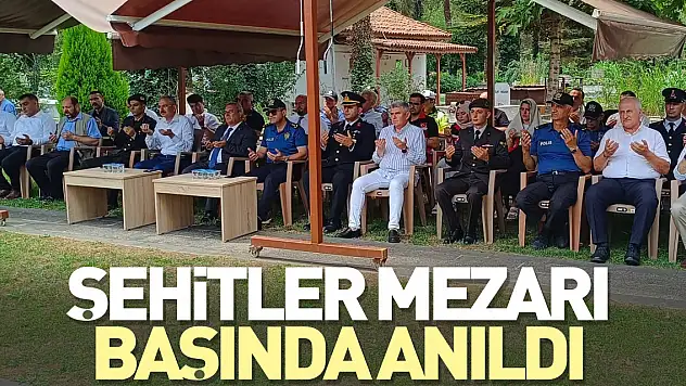 ŞEHİTLER MEZARI BAŞINDA ANILDI
