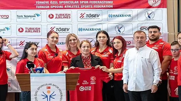 'Paralimpik Oyunları'nda çok güzel başarılar elde edeceğimize inanıyorum'