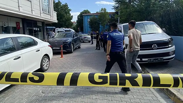 İki grup arasında çıkan  silahlı çatışmada 10 kişi yaralandı