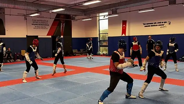 Tekvando Milli Takımının 'zirve tırmanışı'