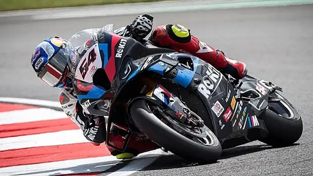 Milli motosikletçi Toprak'tan üst üste 10. zafer