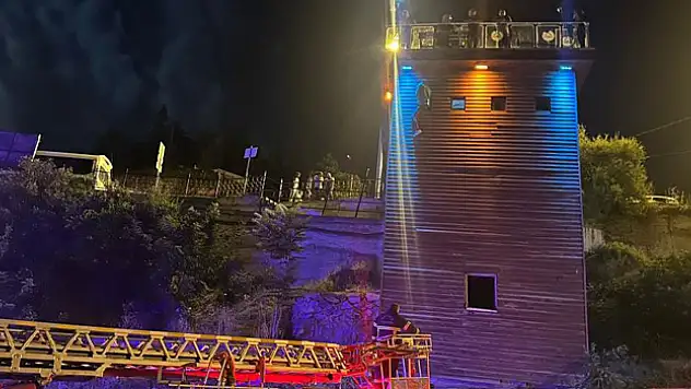 REFLEKSİ HAYATINI KURTARDI