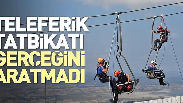 Kayak merkezi teleferiğinde kurtarma tatbikatı