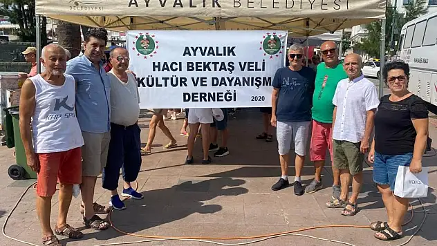 Dernek'ten aşure hayırı