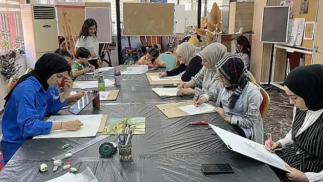 Gençlik Yaz Okulları ile tatili dolu dolu geçiriyorlar