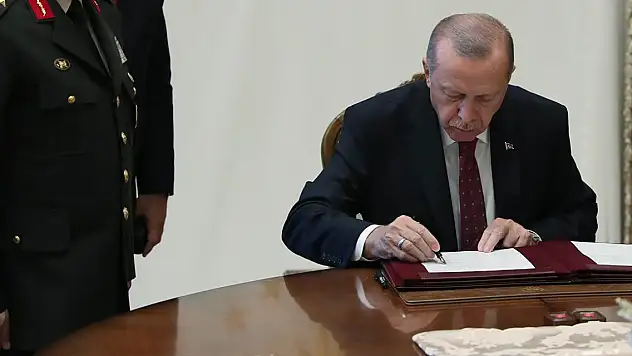 Yüksek Askeri Şura (YAŞ) kararları açıklandı