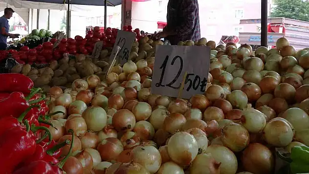 Tarlada 4, markette 10, pazarda ise 12 lira