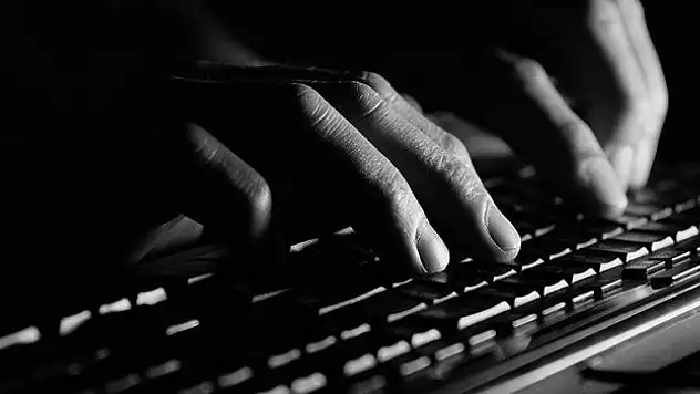 Kolay para vaadi vatandaşları dolandırıcıların eline düşürüyor